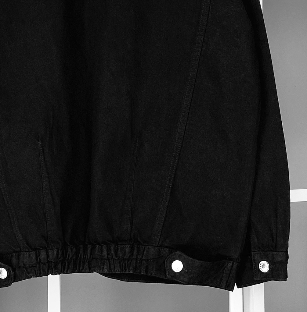 OVERSIZED DENIM JACKET NEGRO