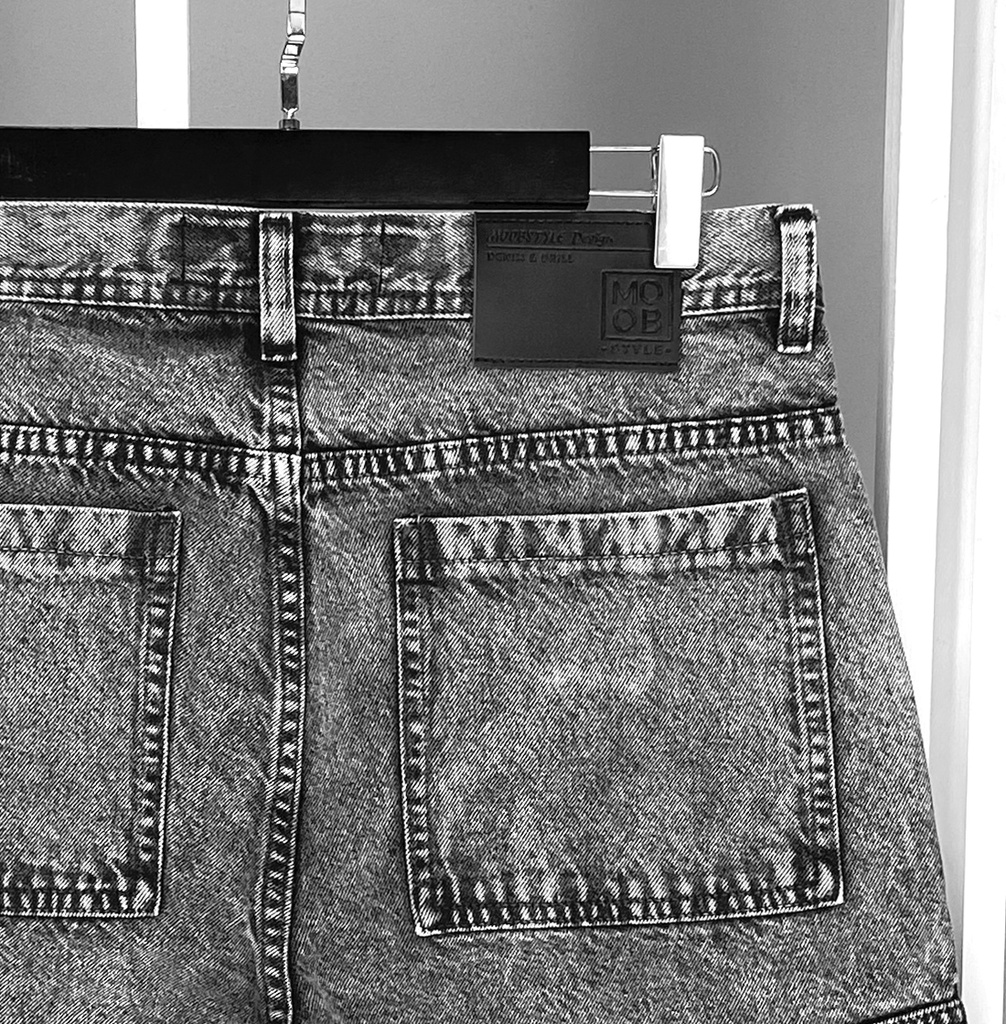 SHORT DENIM CARGO PLOMO ACIDO